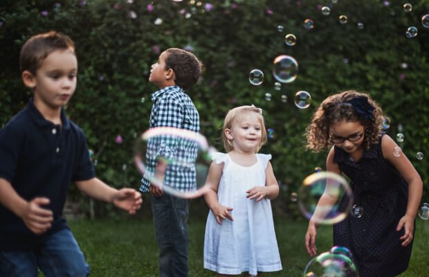 Garderie éducative bilingue à Brossard